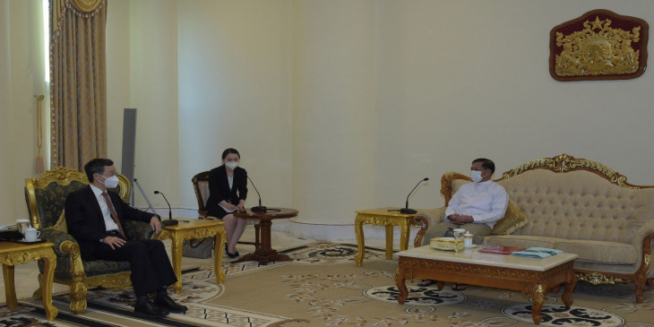 DVB_English's tweet photo. Min Aung Hlaing met with China’s Special Envoy of Asian Affairs of the Ministry of Foreign Affairs, Sun Guoxiang, yesterday afternoon in Naypyidaw, according to state media. 1/2 https://t.co/rhlogwD6Zb