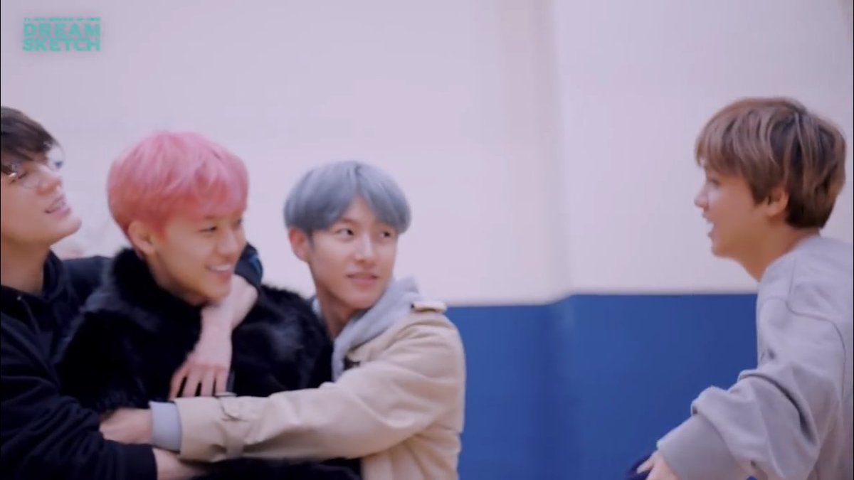 JENOGEM's tweet photo. this photo sequence 💞 https://t.co/zXlD966k8y