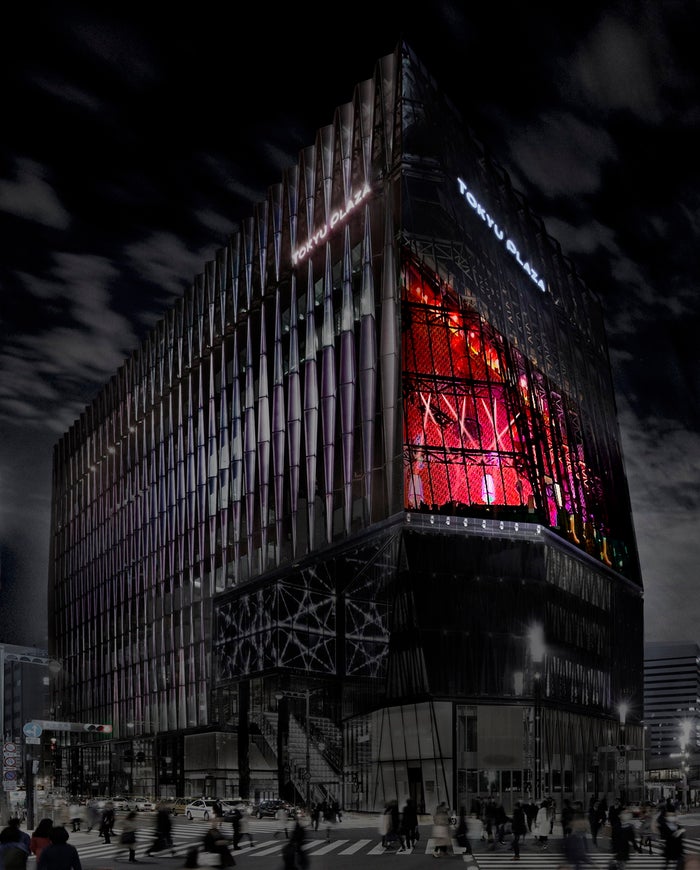 mdpr_travel's tweet photo. 銀座に新ナイトクラブ「RAISE」天井高約27mの開放感＆煌めく夜景を望む非日常的空間

#銀座 #クラブ

▼写真・記事詳細はこちら

https://t.co/qdYvIHmeY6 https://t.co/3USqQgmY8G