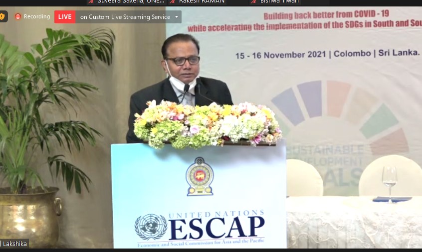 SSWA_UNESCAP's tweet photo. 5th #SouthAsia SDG Forum
#Buildingbackbetter from #COVID19
Session 5: Review of selected Goals for HLPF 2022 in South Asia- Reporting by the Working Groups and the Way Forward in progress
#SDG4 #SDG5 #SDG14 #SDG15
@UNESCAP @nageshkum @Sachin_Chat @RajanRatna #SAWDF @MoNPHImv https://t.co/0X66rgbnX0