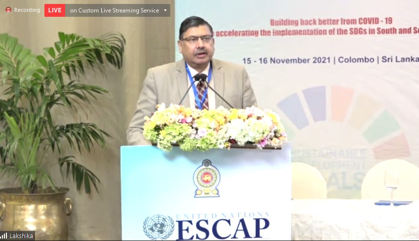 SSWA_UNESCAP's tweet photo. 5th #SouthAsia SDG Forum
#Buildingbackbetter from #COVID19
Session 5: Review of selected Goals for HLPF 2022 in South Asia- Reporting by the Working Groups and the Way Forward in progress
#SDG4 #SDG5 #SDG14 #SDG15
@UNESCAP @nageshkum @Sachin_Chat @RajanRatna #SAWDF @MoNPHImv https://t.co/0X66rgbnX0