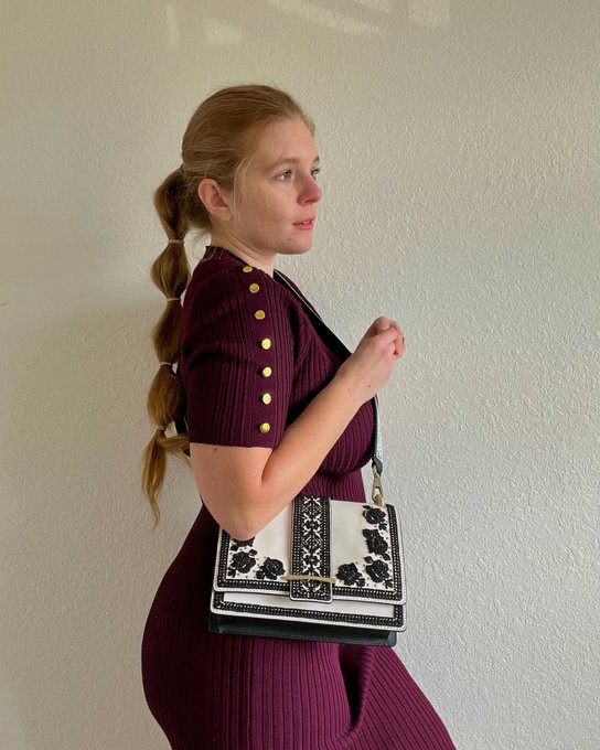 Watch TheMirandaAffect's leaked NSFW photo on TwXstars