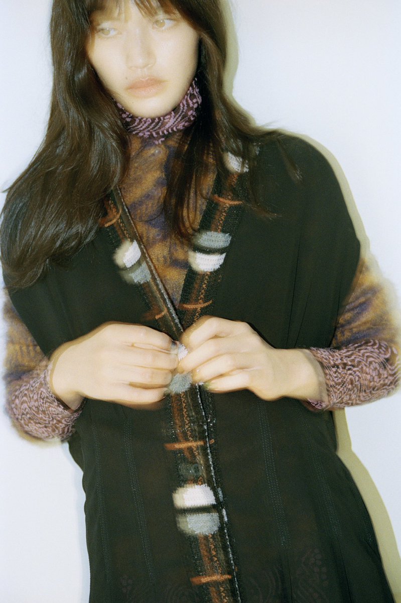 leseninc's tweet photo. photographer Reiko Toyama
commons&amp;sense issue 61 
prada fashion story 
撮影を担当しました https://t.co/KNdRNlaZhq