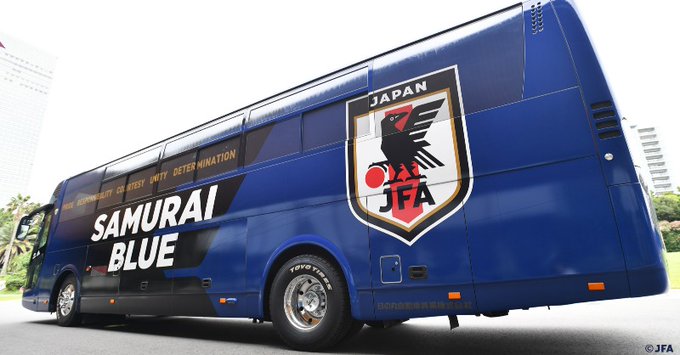 サッカー日本代表 本 日 締 切 Samuraiblue をはじめ各カテゴリーの日本代表チームが使用するオフィシャルチームバスの名称を募集中 名称が採用された方全員に記念品を贈呈 締切は本日11月16日 火 23 59 皆さんの応募をお待ちしています
