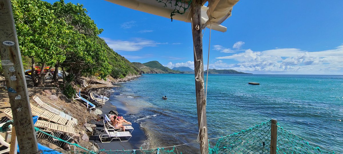 JakeColeFilms's tweet image. Can't get over our new home! Excited to be where I'm at in life, wouldn't change it for the world!