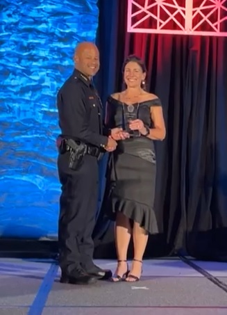 Congrats to our very own AFIS and NIBIN manager for being awarded the non-sworn supervisor of the year at the Friends of the Dallas Police 2021 Awards Banquet.  <a href="/DallasPD/">Dallas Police Dept</a>