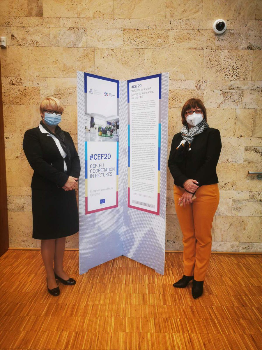EKvSloveniji's tweet photo. Danes v #HisaEU na obisku @janarepansek, ki nas je skupaj z @JugJerse popeljala po razstavi #CEF20. V @CEF_Ljubljana dajejo pri izobraževanju poudarek na človeški faktor, veščine vodenja in teame, z vključevanjem okoljskega vidika in digitalizacije. Vabljeni na ogled. https://t.co/mQS07Ow1St