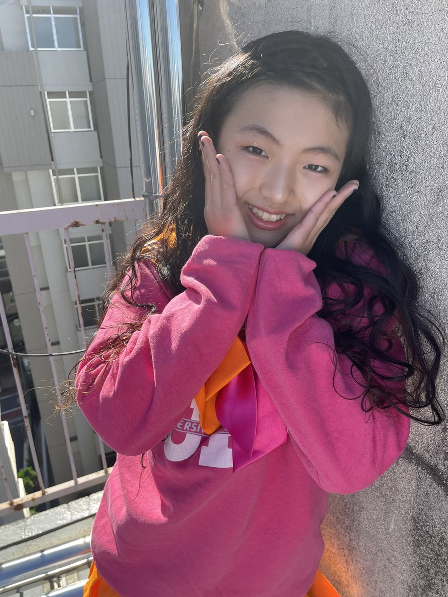ChibiusaJapan's tweet photo. お疲れ様です❣️
今日は、ありがとうございました！
初めてのコラボですごく緊張したけど
すごく楽しかったです🧡🧡🧡
ラブラビさんとチェリーチェリーさんと一緒に踊れて楽しかったです✨✨
すごく楽しかった1日にでした🧡🧡
ありがとうございました🙏🧡💚💜
@shibuyaidol #東京アイドル劇場mini https://t.co/5Mh8OZqKdF