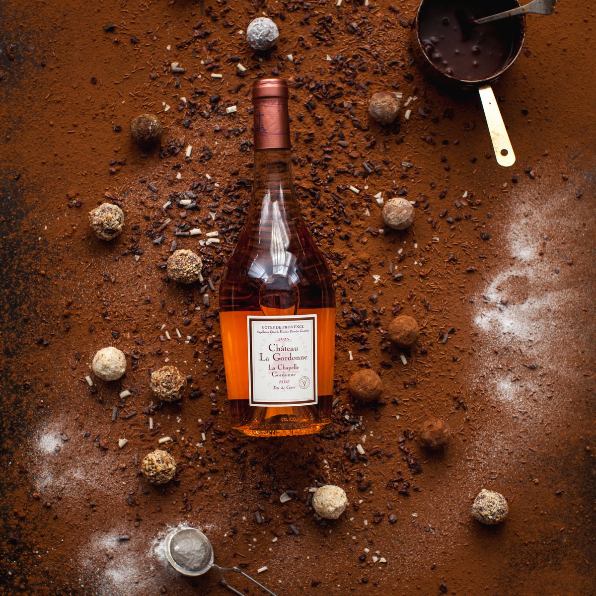LaGordonneUK's tweet photo. Sweet treats 🍬
#drinkpink #rosewine #chateaulagordonne #véritéduterroir #provencewine #frenchwine #roseeveryday #roséallyear #lachapelle https://t.co/NfMxvisarC