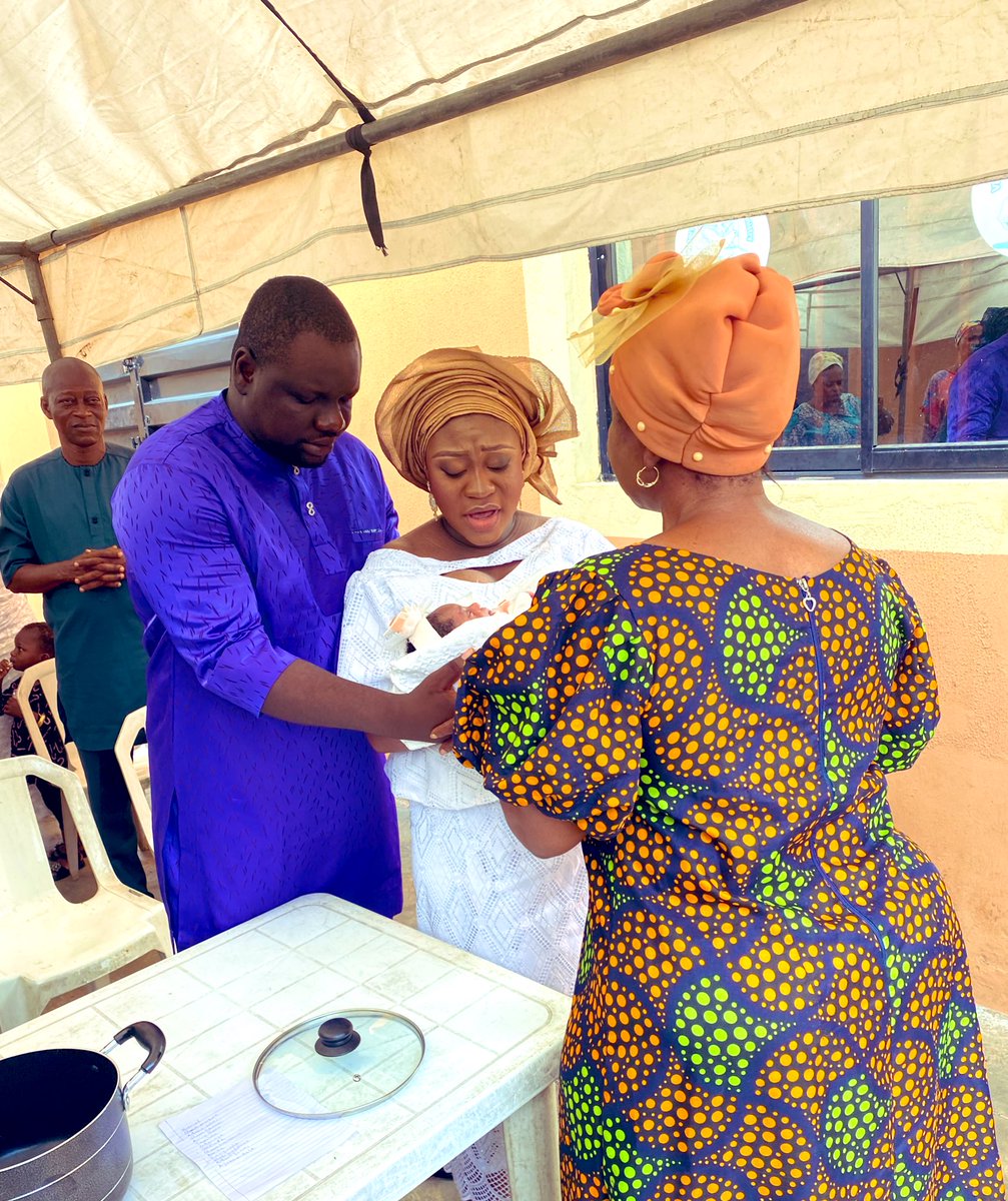 TheSeunOreks's tweet photo. Zuriel, Oluwamurewa, Adesijibomi, Arireoluwa, Oluwafifehami Orekoya.

I promise to be with you through the thick and thin, dear daughter.❤️😍🙏 https://t.co/3h54EbjT24