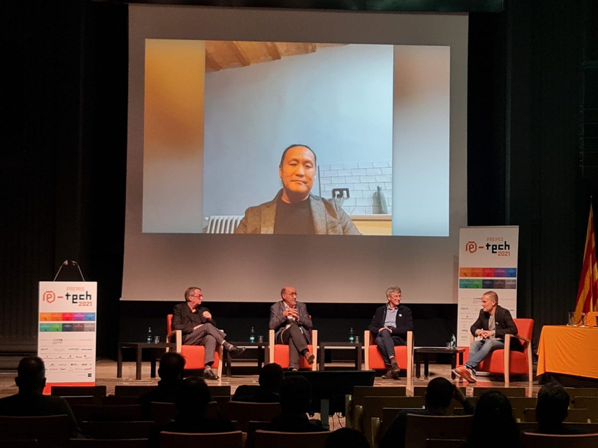 esolvoglobal's tweet photo. Ahir, 15 de novembre de 2021 a l'Auditori Josep Irla de Girona van tenir lloc els #PremisETECH2021, organitzat per l'@AENTEG. 👏👏
#Esolvo n'hem estat col·laboradors perquè ens encanta formar part d'aquestes iniciatives que premien el talent en la innovació i la tecnologia. https://t.co/c3uvGsvp1B