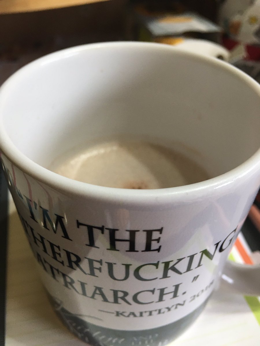 Anyone else only get half cups from <a href="/tassimo_uk/">Tassimo Coffee</a> 😕?  I need a full cup (this is hot chocolate as it’s flipping freezing in my shed)... #tassimo #shedlife