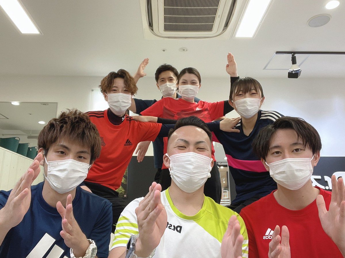 Shabani1210's tweet photo. 私事ではありますが11/15付けで退職しました🙇
18歳で新卒入社し1年半で最年少店長も経験でき充実した2年半でした❗️

【成長】と【感謝】
この二つをノビテルでは多く学ばせて頂けたと自分は思っております😊

自分と関わって下さった皆様本当に2年半ありがとうございました🔥
#シャバーニ🦍 https://t.co/umZsvI6BoQ