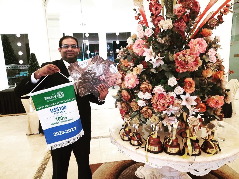 CMB_Regency's tweet image. RCCR shines at the @RotaryDistrict3220 Awards 2020/21  - 
BRAVE AWARDS

A grand total of 19 awards bagged by @CMB_Regency RCCR! #roatarysrilanka