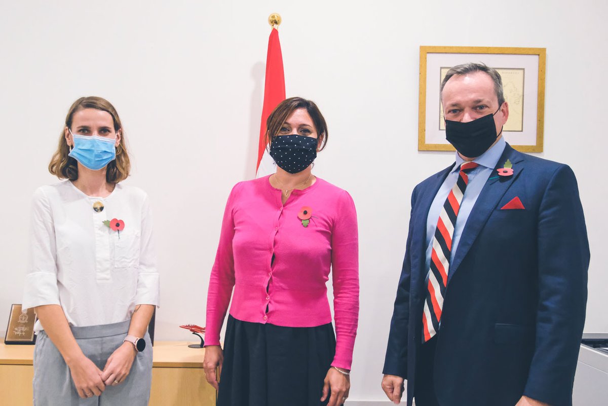 SouthViewSchool's tweet photo. We were honoured to host a visit by Dr. Gilda Scarfe of Positive Ed and Gabriela Sacosen from #theteacherwithin . We are very excited that SVS will be working with her and her team in the year
ahead.
@GildaScarfe
#southviewschool #britisheducation #dubaischools
#positiveed https://t.co/1ILmota8Bf