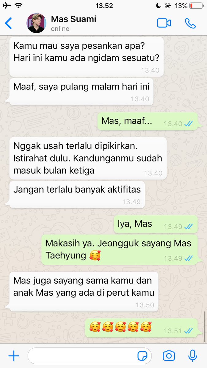 Terpaksa nerima perjodohan dari nenek, nggak taunya dijodohin sama mahasiswanya sendiri... 

cw // mpreg