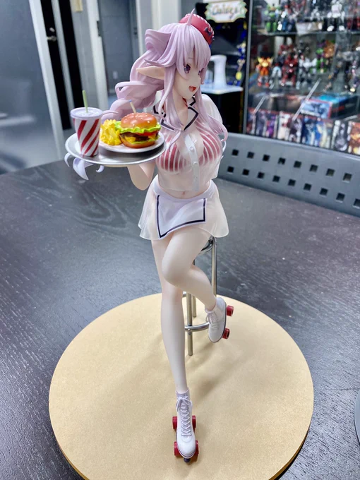 この脚線美よ 