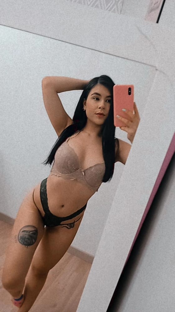 CaroR018's tweet photo. Wanna be my dirty secret?
🔴LIVE NOW
https://t.co/vAcYDRCaOC

@CamOfChaturbate  @ChaturbateMode @chaturbate @ChaturbateINTL @LiveCamBabes @helensun_fan @CBwebcams   @AdultBrazil   @latinas_69 @Bmore_horny  @iposttwerkers @BlackBuddha @hellosquirty @WerewolfHH @coolgdb @Honey_B69 https://t.co/bc6eLZCoam