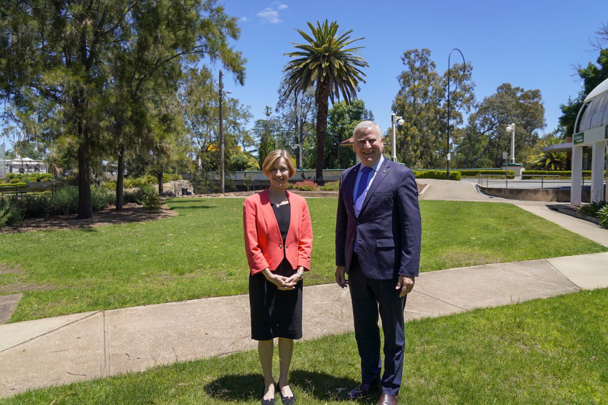 M_McCormackMP's tweet image. Good to catch up with new @CharlesSturtUni Vice-Chancellor Professor Renée Leon PSM and welcome her to #WaggaWagga.

We spoke of the bright future for higher education in the regions. #RegionsMatter
