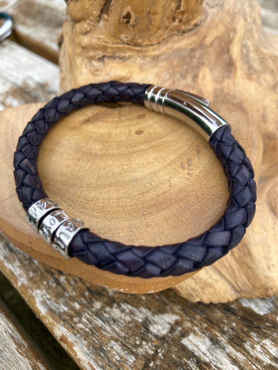 SilverBlessings's tweet photo. Mens/Ladies leather blue cuff bangle &amp; #personalised sterling #silver ring beads. #Handmade UK  #etsy  #christmas https://t.co/47xRblERit https://t.co/sJjGWe5caZ