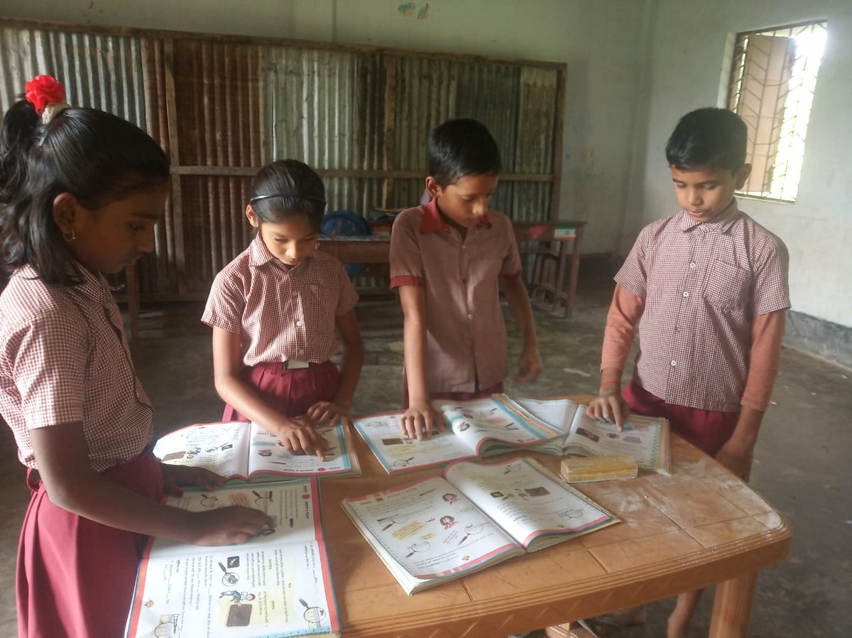 EmpowerU_in's tweet photo. CatchUp Campaign 2.0 in #Tripura’s govt #schools has been started. We are excited to see the new #outcomes of #learningLevels through #ShikshaDarpan so that the right resources can be put in to improve the learning levels.
#EmpowerU #largescaleassessments
https://t.co/iMcKo3Ewac https://t.co/jdTzVOlmWN