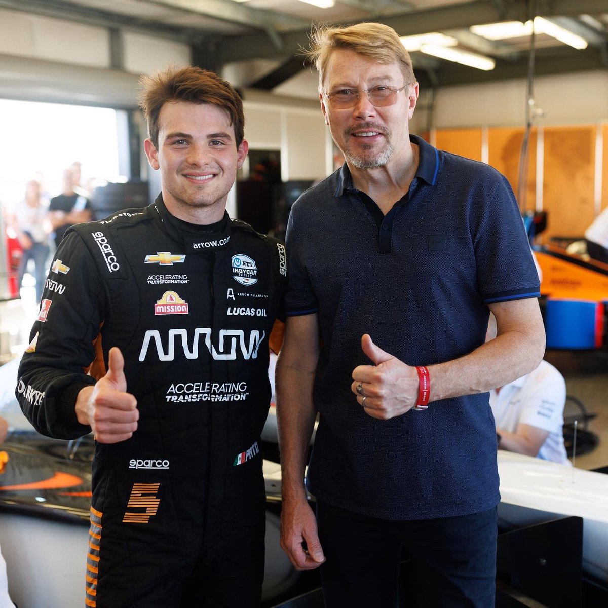 MatraxRacing's tweet photo. #F1 | @ArrowMcLarenSP´s @IndyCar pilot @PatricioOWard drove @F1MikaHakkinen's '98 @McLarenF1 #MP413 at the @WeatherTechRcwy 🇺🇸. Wow! The Mexican driver 🇲🇽 at full throttle with a @F1 🏎️ &amp; former Finn 🇫🇮 F1 Champ 🏆🏆 1998 &amp; 99 in California.
 📸 Arrow McLaren SP https://t.co/Se3N5IOJzb