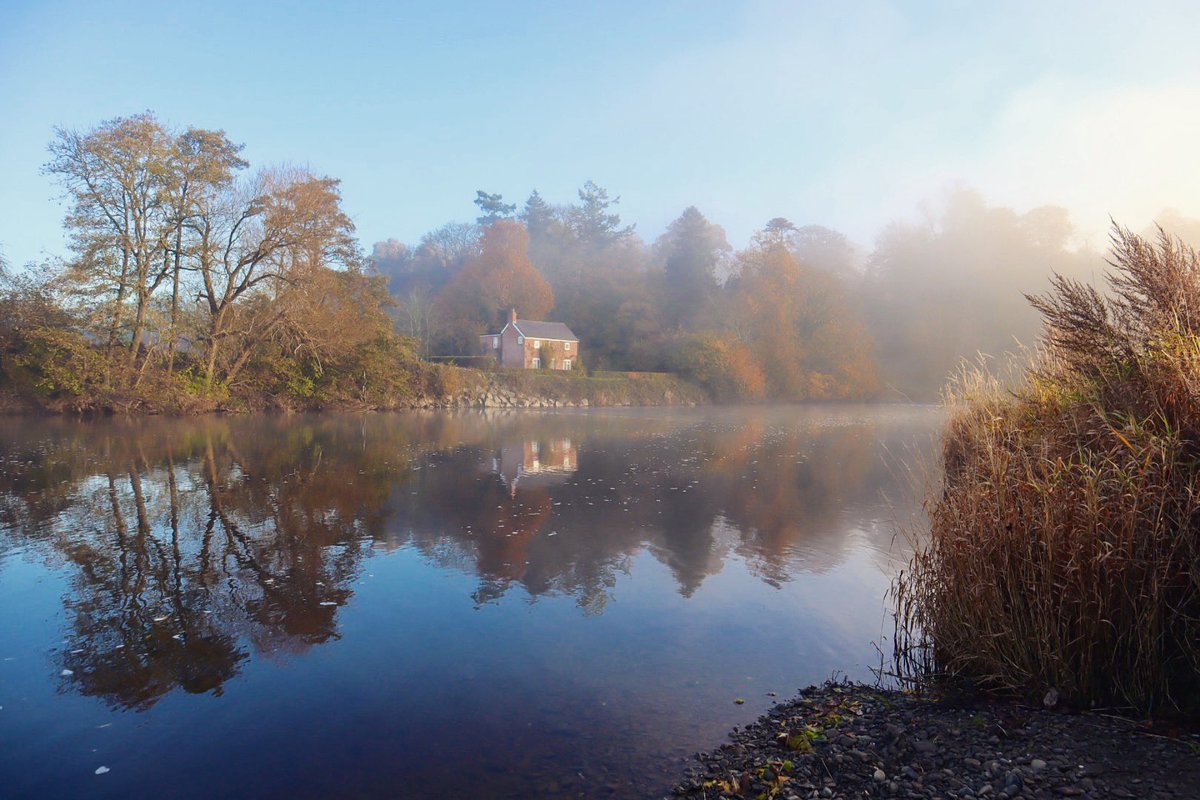 From a Sunday morning spent engulfed by river mists at sunrise.

#riverwye @BreconBeaconsNP @BeaconsPhotos @hayfestival #wales #riverreflections #AutumnColours