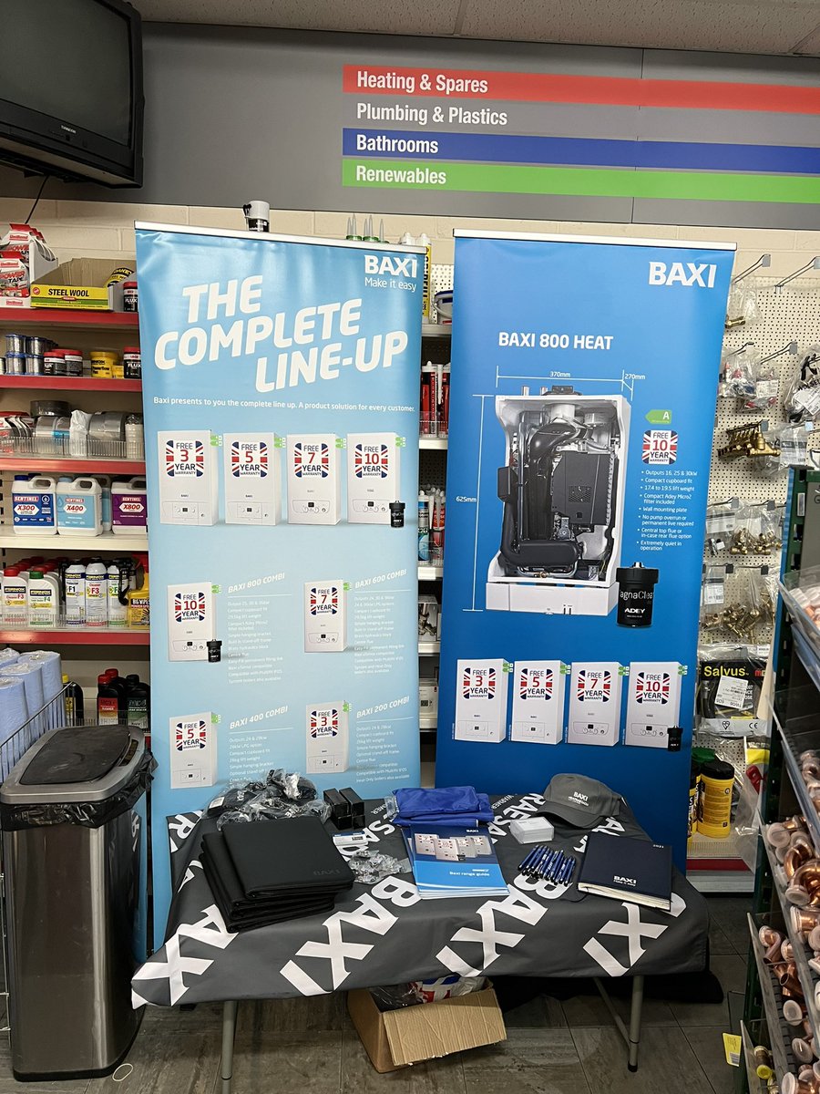 LG_DanDeakin's tweet photo. @WolseleyUK Winchester this morning, @baxiboilers @megaflo #3for300 promotion and happy smiley faces! What more do you need!! https://t.co/awYDfIEDtO