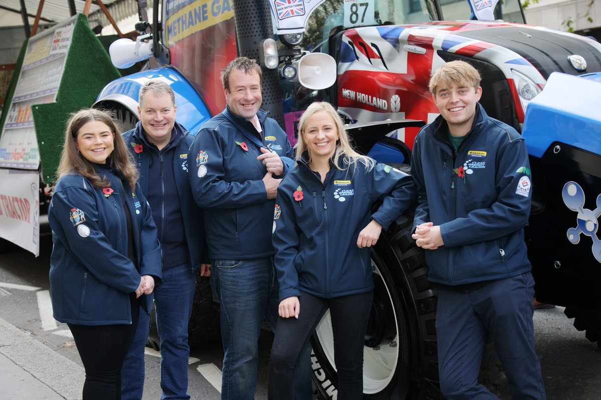 mikeacthomas's tweet photo. Very proud to be a part of Team @NFUtweets at the @lordmayors_show again this year supporting @FarmersCompany 🚜#LordMayorsShow #backBritishfarming https://t.co/g1mX8nGOSR