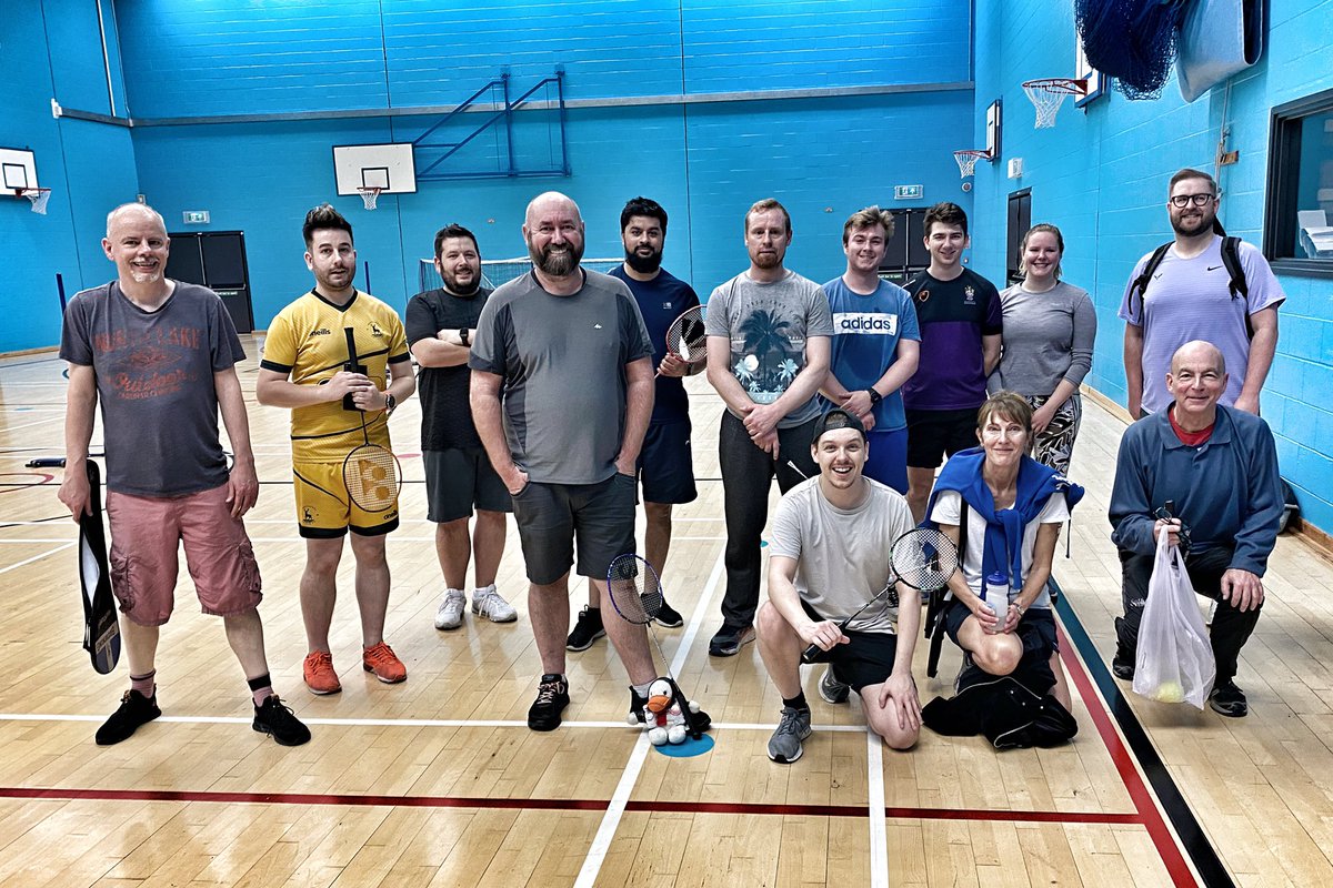 Our crew from last Sunday @ #Armley 🏸 We only have a few spaces left for sessions leading up to our festive break so if you’d like to #MakeFriendsInLeeds over a social game of #badminton check our dates & book! TheBadMittens.co.uk 🏳️‍🌈❤️🏳️‍⚧️