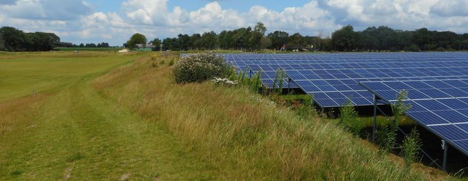 Alles wat je moet weten over energie en kostenbesparingen hoor je in het live webinar "Help! De energieprijzen stijgen!” <a href="/NVG_golf/">NVG Golf</a> <a href="/NGF_/">NGF</a> <a href="/SportStroomNL/">SportStroom - energiecoach van sportclubs</a>
📅 Morgen, woensdag 17 november 2021, 15.30 tot 16.45 uur
📝 Meld je nu aan! ➡️ bit.ly/2XRXML0
