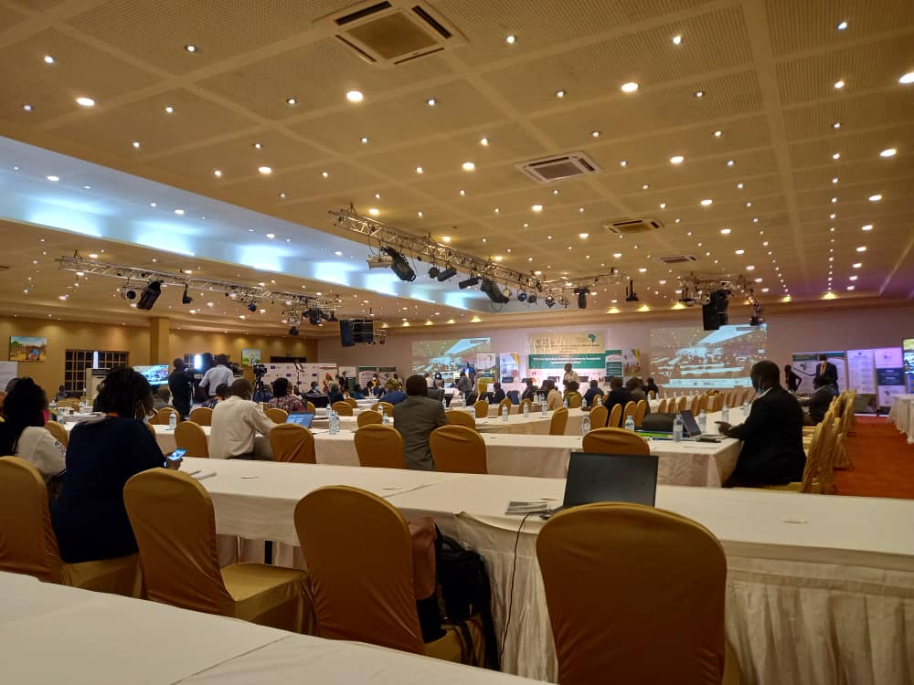 ouverture officielle de la 5eme semaine africaine de la vulgarisation agricole (SAVA) en #Ouganda, plus de 630 participants en session hybride en ligne et sur site, les acteurs de vulgarisation et conseil agricole venant du continent échangeront sur le conseil#AgriExtWeek21