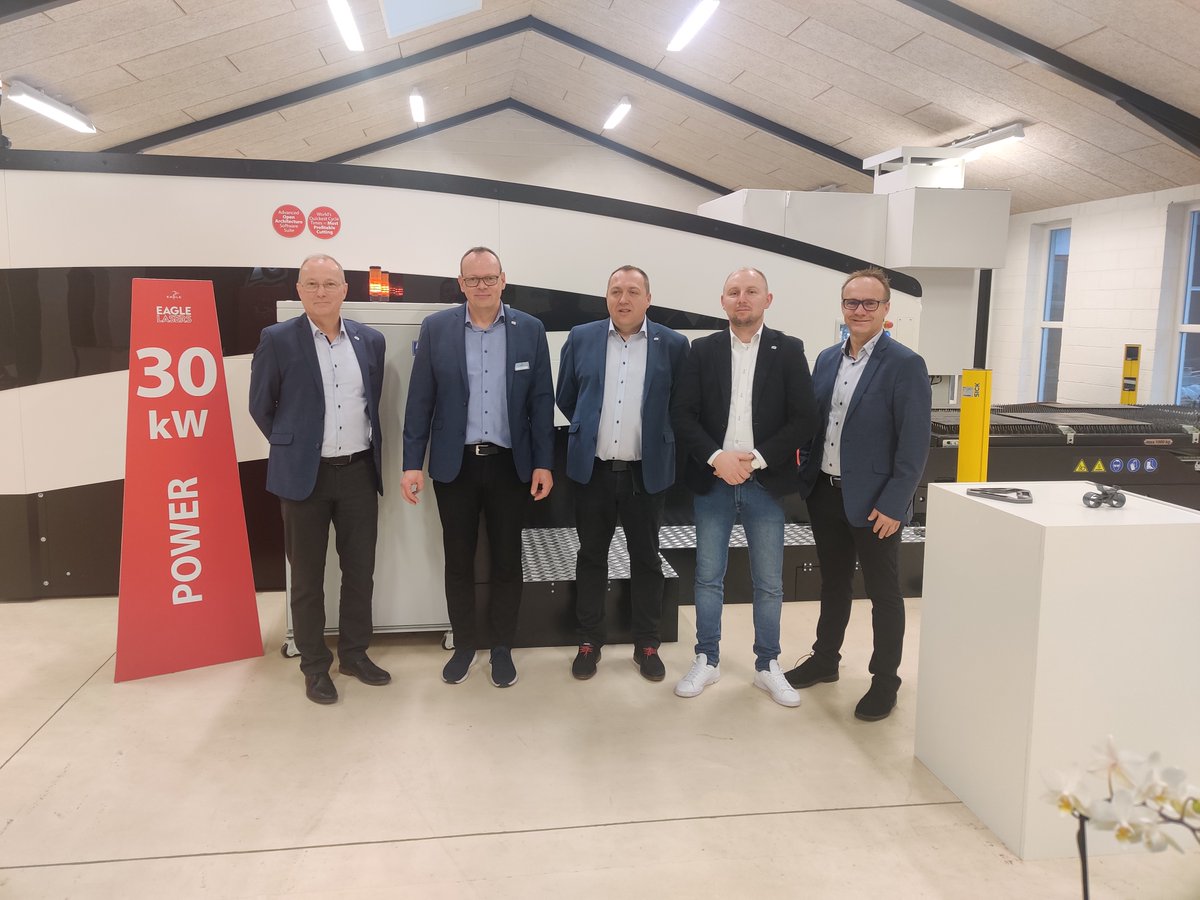EagleLasers's tweet photo. Open Days have officially begun!

Welcome to our showroom in Randers, Denmark, where we have just started our open days!

The EAGLE Scandinavia team, supported by one of our headquarter specialists, is ready to answer all your questions!

#iNspireTheWorld #PowerYourFuture https://t.co/Uwjkr7ULdK