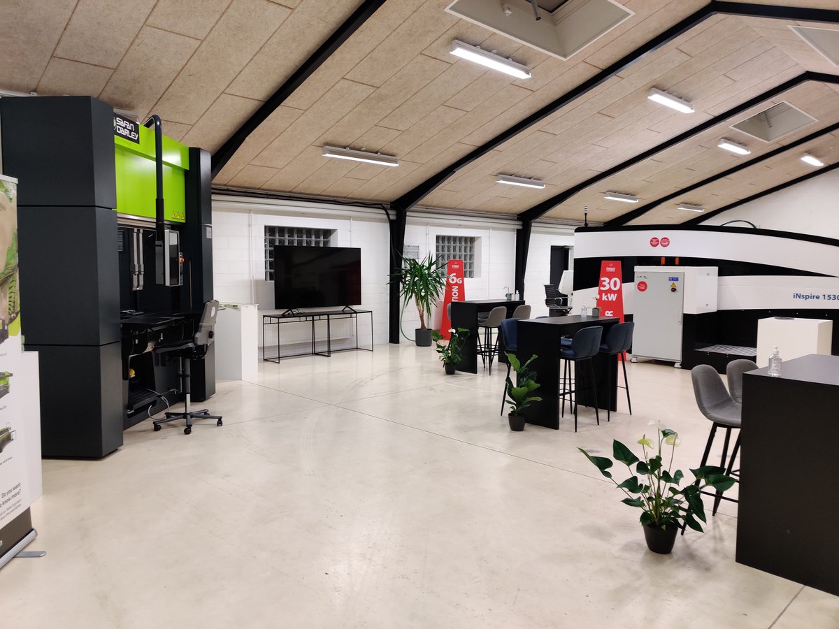 EagleLasers's tweet photo. Open Days have officially begun!

Welcome to our showroom in Randers, Denmark, where we have just started our open days!

The EAGLE Scandinavia team, supported by one of our headquarter specialists, is ready to answer all your questions!

#iNspireTheWorld #PowerYourFuture https://t.co/Uwjkr7ULdK