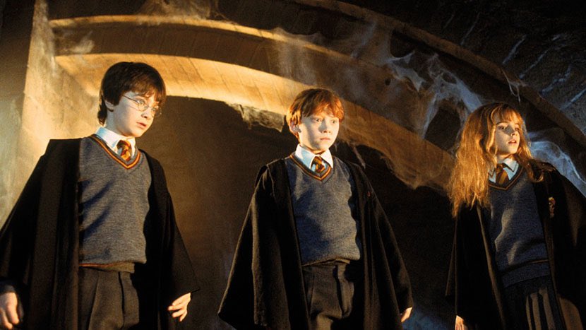 comculturaearte's tweet photo. Faz hoje 20 anos que estreou no cinema “Harry Potter e a Pedra Filosofal” https://t.co/rBgLV15E2b