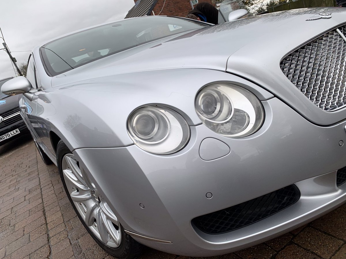 diamondacltd's tweet photo. Not a bad way to start the week 👌🏼 #bentley #detailing #valeting #diamondcltd #CountyDurham #Northumberland #tyneandwear #northeast https://t.co/jf6ZtTw0lk
