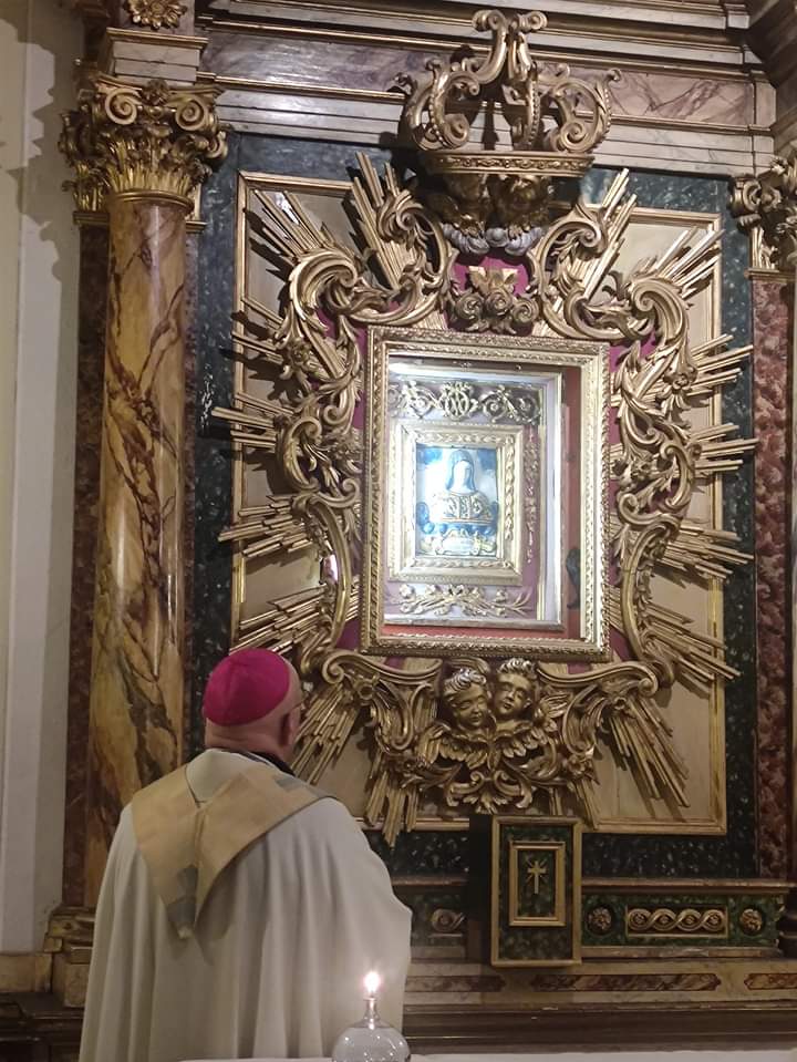 DIOCESI_ARIANO's tweet photo. Tantissimi auguri di buon compleanno al nostro caro #Vescovo @sermel2014. 

Che la Madonna del conforto lo custodisca nella salute e nella gioia. https://t.co/ObaUHUNf3H