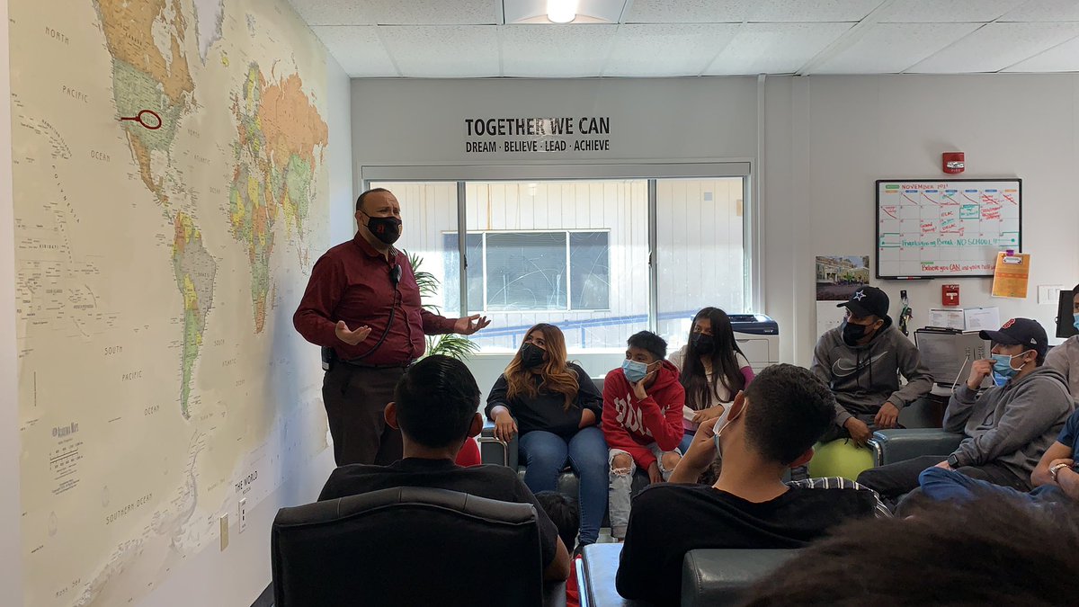 ouhsdmaestra's tweet photo. At the Pre Inauguration of our #WelcomeCenter #OxnardHigh on Friday, we recognized some our #SLIFE and #ELD Ss’ Academic Achievement for Qtr 1. I talked about what I admired about each one of them &amp; it felt amazing to see them feel proud of themselves! @OxnardUnion @RichardUrias https://t.co/DsiXuJtKYX