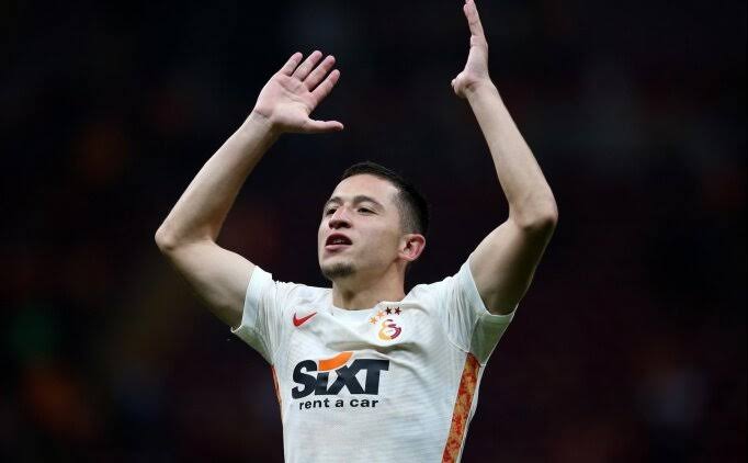 cimbomofc's tweet photo. 📢 Galatasaray:

"Sağ üst arka adale grubunda ağrı hisseden Olimpiu Moru��an antrenmanda yer almadı. Oyuncumuzun idman programı hakkındaki değerlendirme gerçekleştirilecek tetkiklerin ardından yapılacak."

#sensampiyonolacaksin https://t.co/eJoh1sFERe