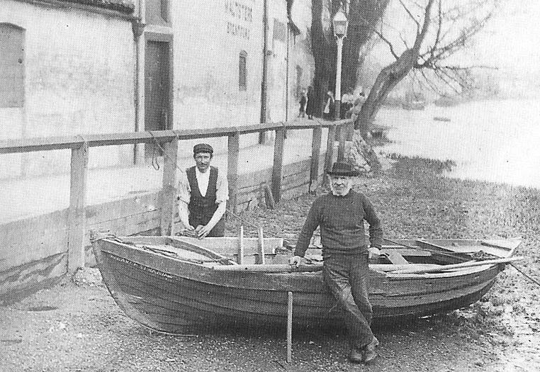 Don't miss the upcoming West London Local History Conference on Saturday 27th Nov, a one day digital conference, this year's theme is ‘LIQUID HISTORY’- the Thames in the past of South &amp; West London. Tickets cost £15. ticketsource.co.uk/west-london-lo…