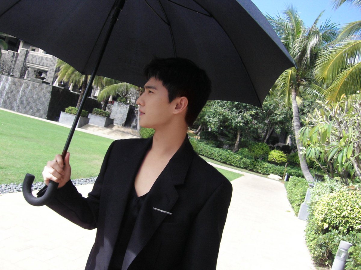 t_yangyangoppa's tweet photo. 杨洋资讯站 
GQ MOTY 2021 사진 공개

저 그물 해먹에선 모든 배우들이 다 찍는 건가? ㅋ https://t.co/Yse8wjp54i