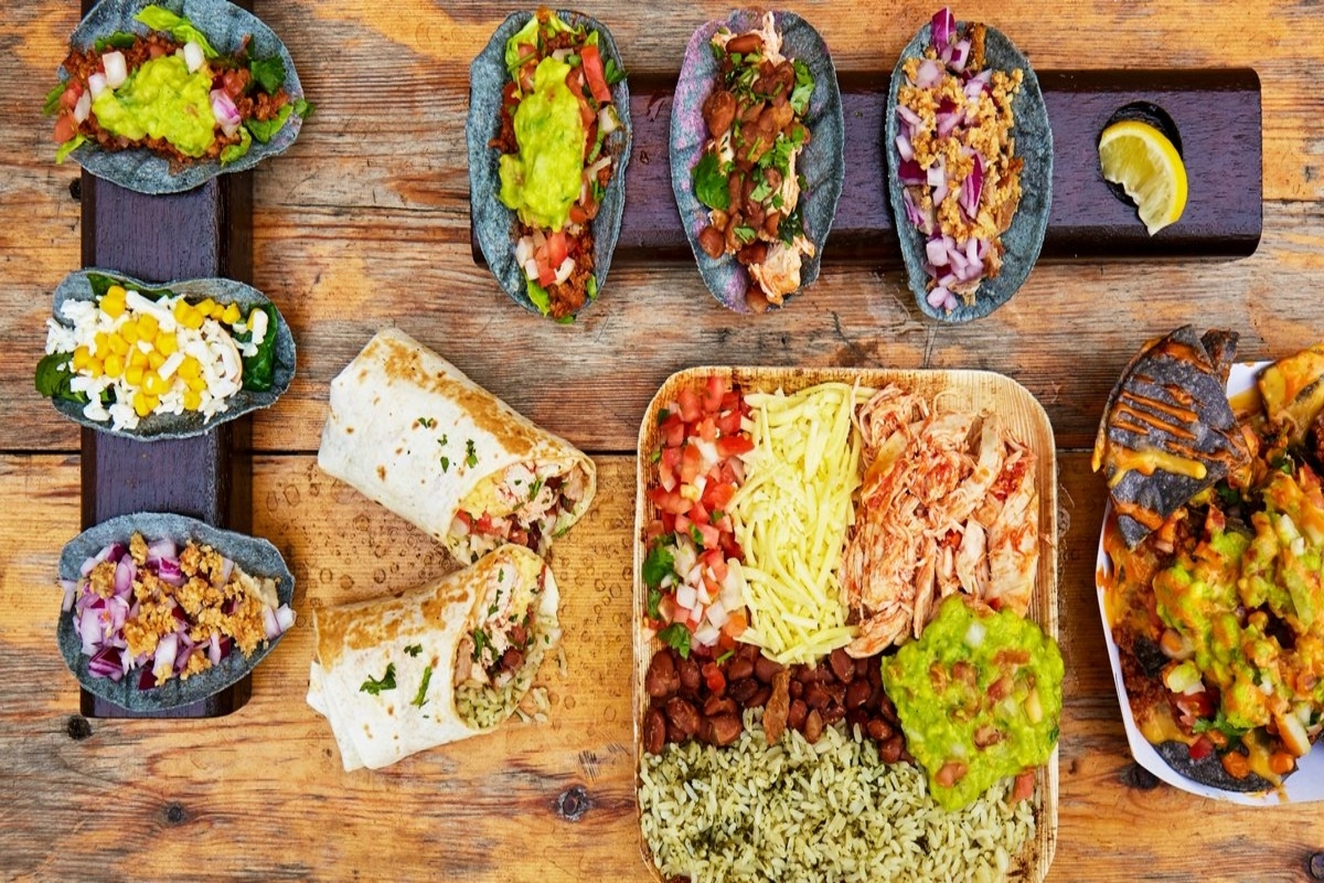 TimelyFood_'s tweet photo. Mexican food? Yes please.
#mexicanfood #mexicancuisine #mexicandish #tacos #meat #chicken #timelyfood #timelyexcellence https://t.co/ocFJnsYz6K