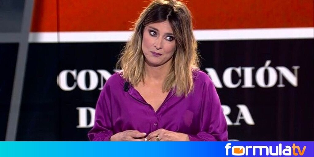 FormulaTV's tweet photo. #Audiencias #TentacionesDBT1 comienza nueva edición con un 11,1%, que supera a #Inocentes15Nov (10,1%) https://t.co/RQx8eA1ScS https://t.co/hnmC0lMT9Z