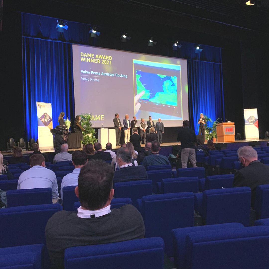 Towprotection's tweet photo. The @Towprotection team nomination in the DAME awards @metstrade, in the hotly contested marine electronics section.
Congratulations to the category winners, @GarminUK
.
.
#METSTRADE #seeyouatMETSTRADE #letsmeetatMETSTRADE #METSTRADETV #marineequipment #superyachts https://t.co/31x1TCmHoE