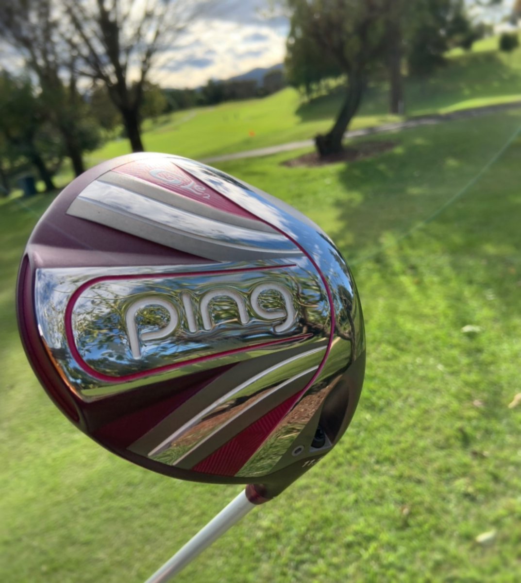 pinggolfjapan's tweet photo. pingレディースクラブ「G Le2」❣️
右へのミスを軽減するヒール寄りの重心設計❣️打点がばらついてもしっかり飛んでくれるフェースが心強い🏌️‍♀️
「G Le2」を是非お試しください♪
試打・フィッティングイベントで「G Le2」を打ってみよう⛳️
https://t.co/MXjyBDDiMI
#ping #ピンゴルフ #golf #ゴルフ #gle2 https://t.co/zFIRTmqCyB