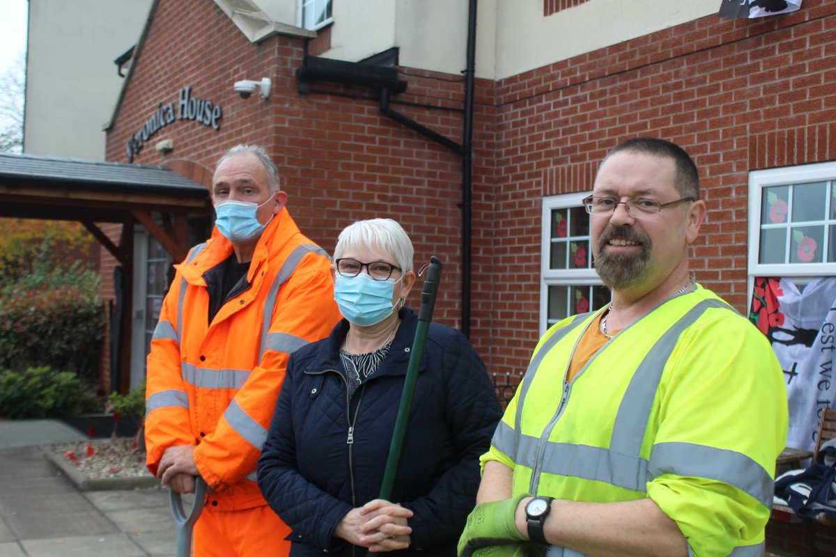 Mallatite - Putting people first 

Our Mallatite teams have been active in our community this week by donating and planting trees to a local nursing home. 

mallatite.co.uk