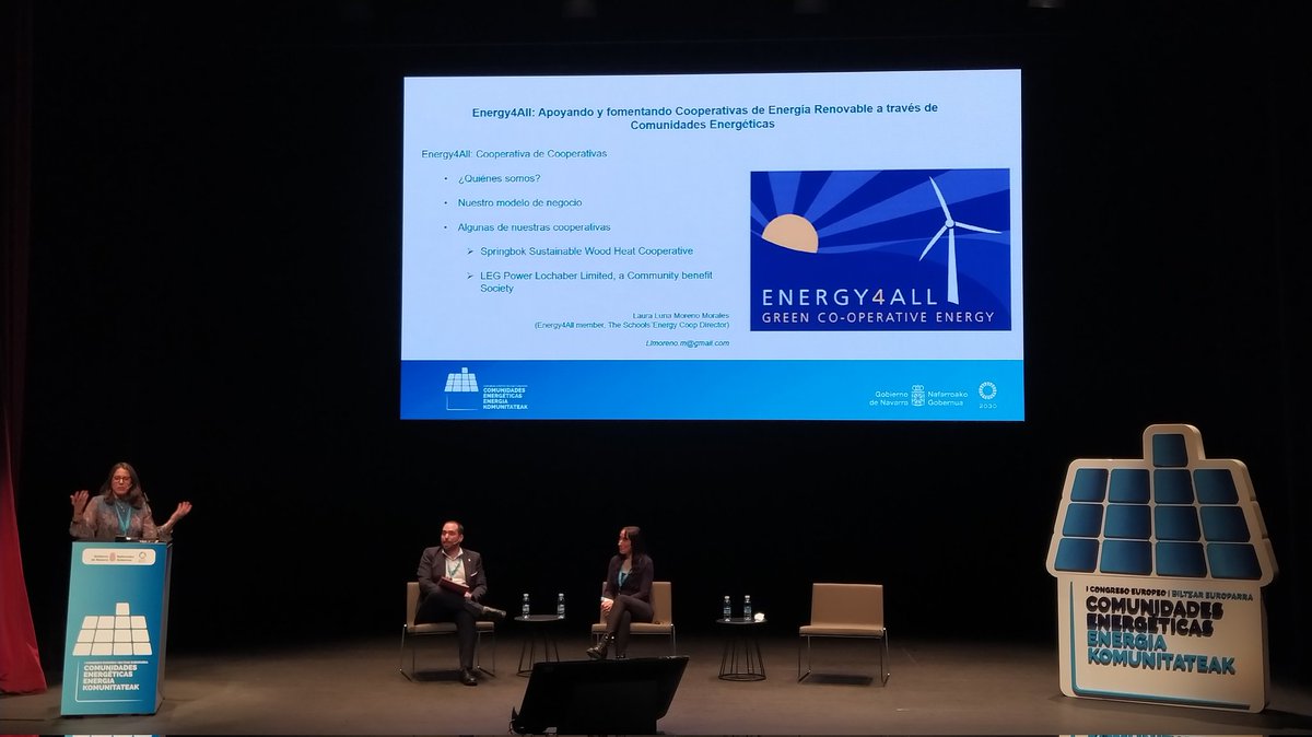 “Mucha gente pequeña, en lugares pequeños, haciendo cosas pequeñas, puede cambiar el mundo"

Hoy tenemos excelentes ejemplos para aprender de lo que mucha gente pequeña puede hacer.

#EnergiaKomunitateak
#ComunidadesEnergéticas
#EnergyCommunities