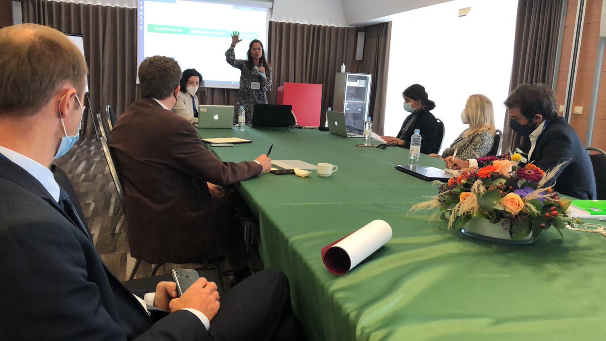 The policy hackaton for the Regulatory Compass started this morning in Slovenia! 👏
#Hackathon #policy #regulations #europe