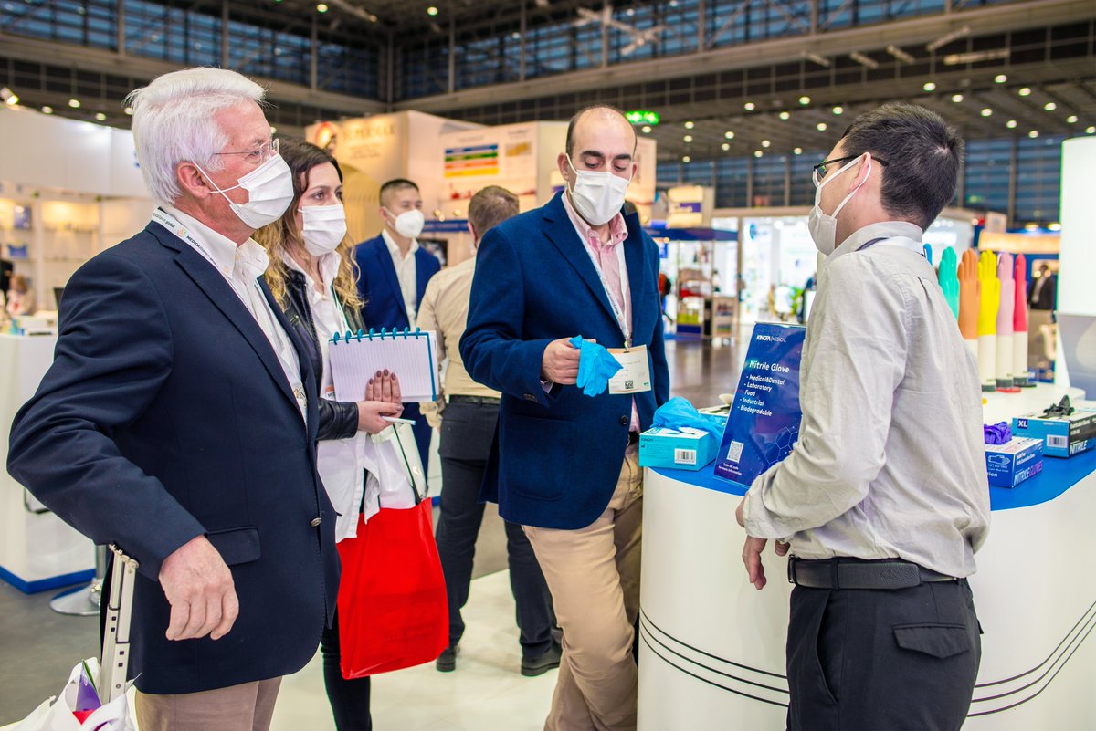 KINGFAMEDICAL's tweet photo. Captures of KINGFA MEDICAL in #MEDICA 2021, Messe Düsseldorf.

Come and meet us at booth No.6 F61-Hall 6

Our website: https://t.co/I8CNLYTNGY

#kingfamedical #MEDICA #healthcare #germany #gloves #nitrile #mask #medical #medical https://t.co/bJhEqtCrqI