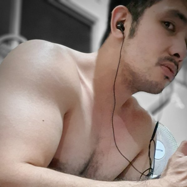 CarloDelFierro1's tweet photo. pa laki muna 🐷🐷🐷 https://t.co/f1EJ4hDebW